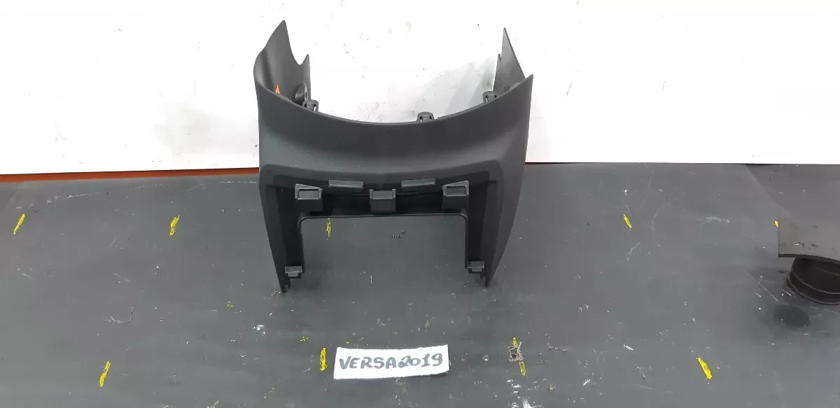 Acabamento_Console_Central_Versa_2019_2020_Eco_Pe_as_Vl_Ema_image2