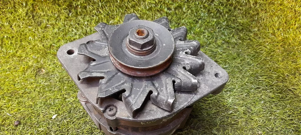 Alternador_Renault_Traffic_1998_2_0_8v_A_Gasolina_image2