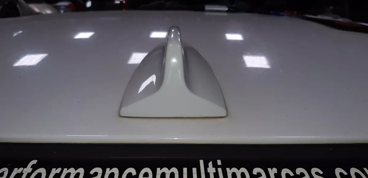 Antena_De_Teto__shark__Bmw_320i_2012_Eco_Pe_as_Vila_Ema_image3
