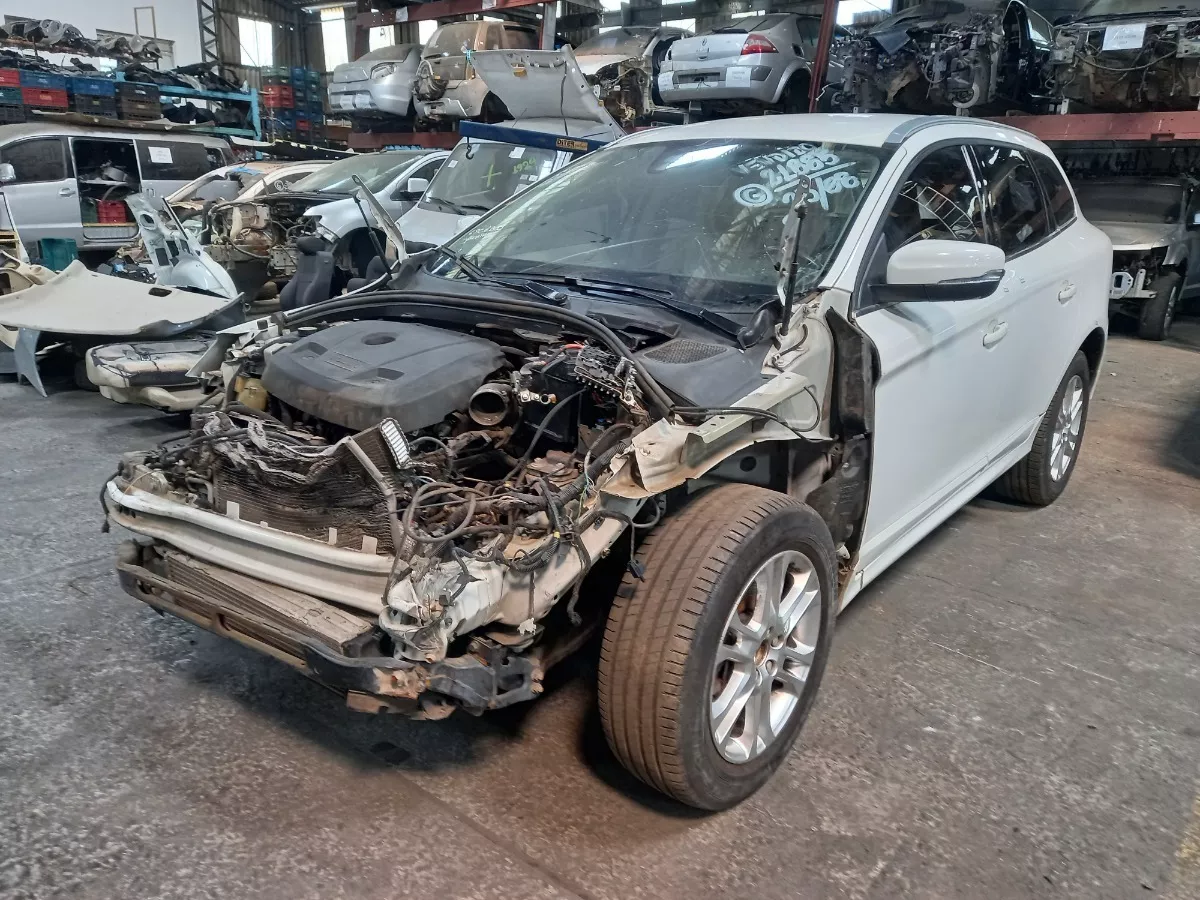 Coluna_De_Dire__o_Volvo_Xc60_T5_2_0_2015_Eco_Pe_as_Vila_Ema_image3