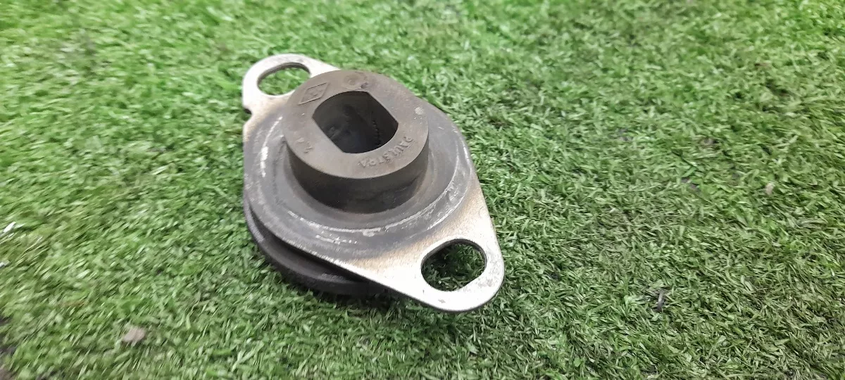 Coxim_Motor_Esquerdo_Renault_Symbol_1_6_16v_2012_Manual_image2