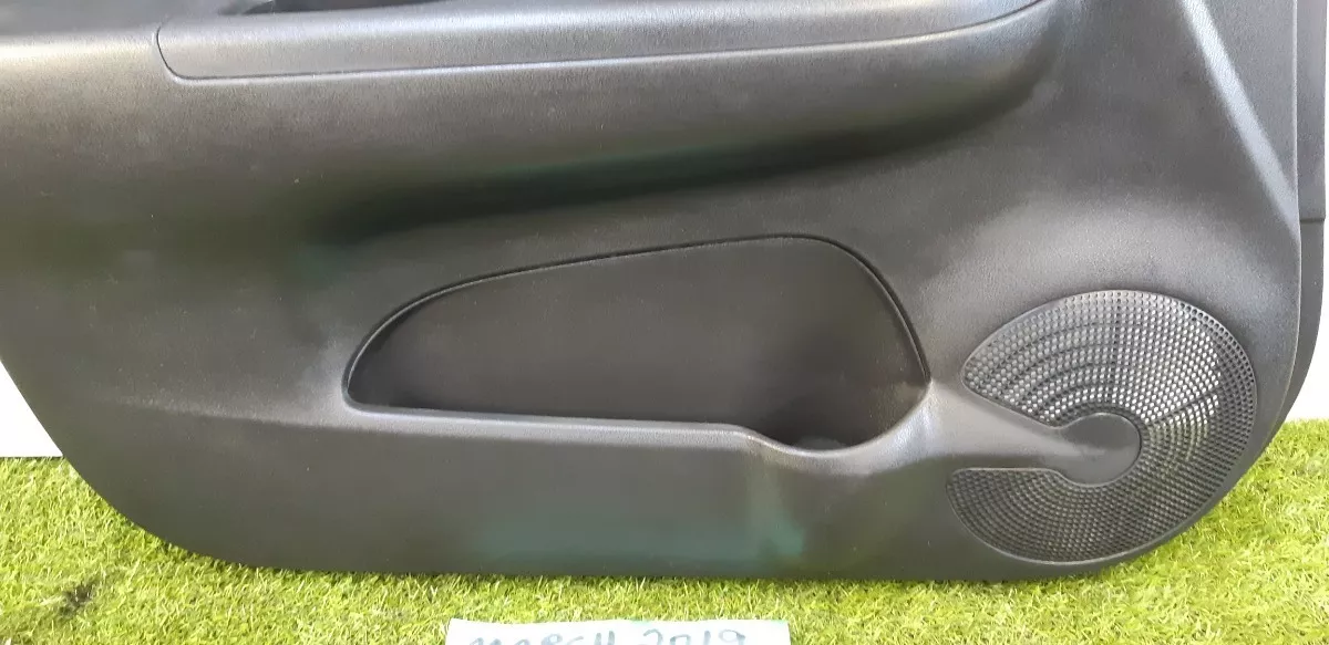 Forro_De_Porta_Dianteiro_Esquerdo_Nissan_March_2019_image2