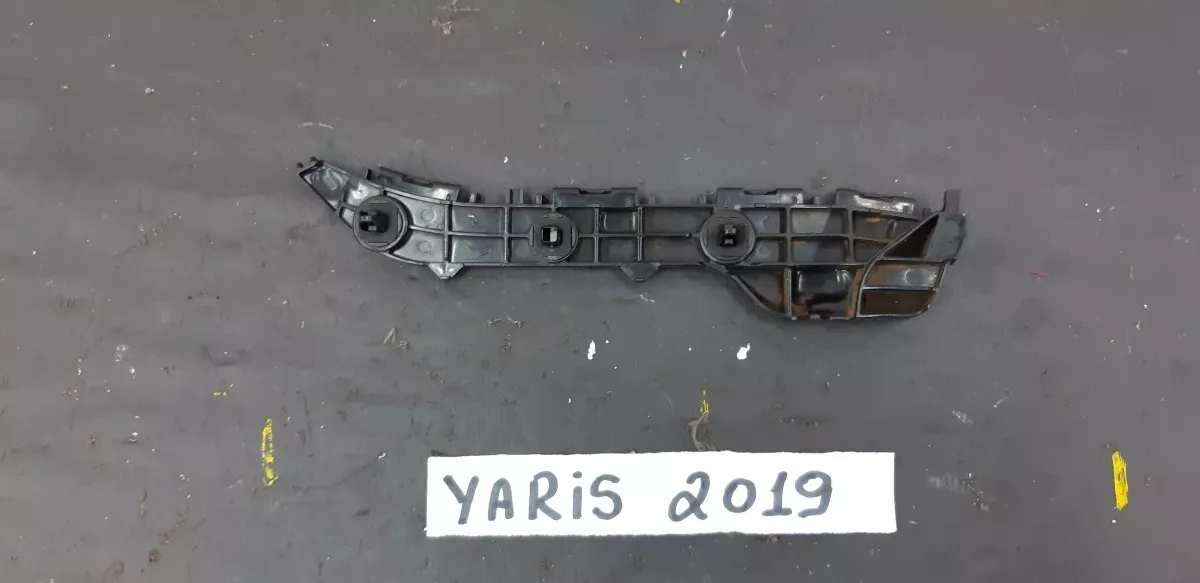 Guia_Do_Parachoque_Tras__Esq__Yaris_Hatch_2019_Eco_P_s_V_ema_image3
