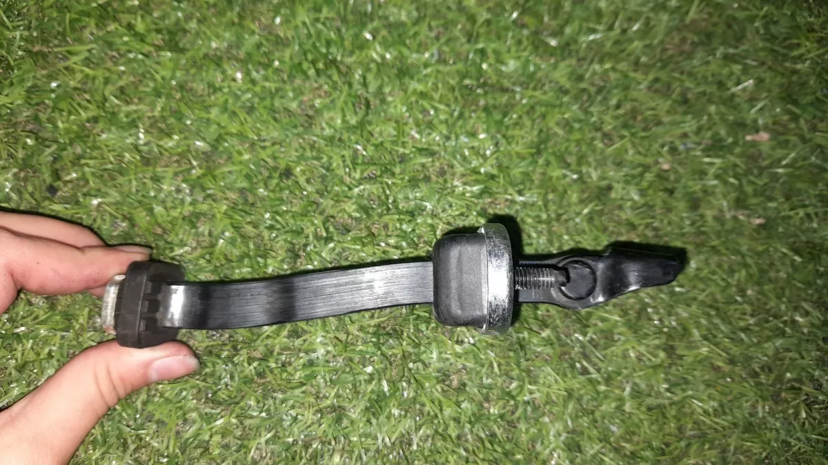 Limitador_De_Porta_Traseira_Direita_Chevrolet_Onix_2020_image3