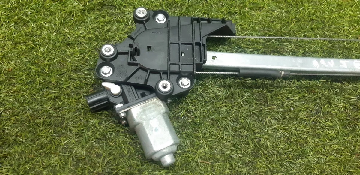 Maquina_Vidro_Traseiro_Esquerdo_Eletrico_Honda_Crv_2012_2_0_image2