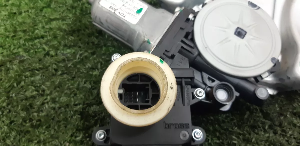 Maquina_Vidro_Traseiro_Esquerdo_Toyota_Yaris_2019_1_3_16v_image3