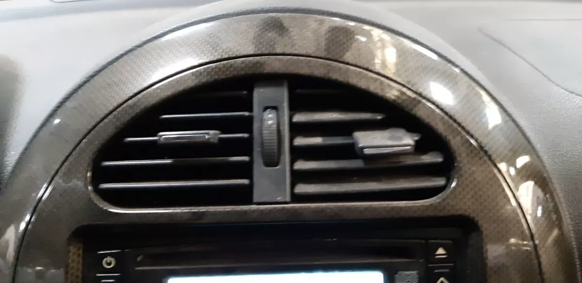 Moldura_Central_Geely_Gc2_2015_Eco_Pe_as_Vila_Ema_image2