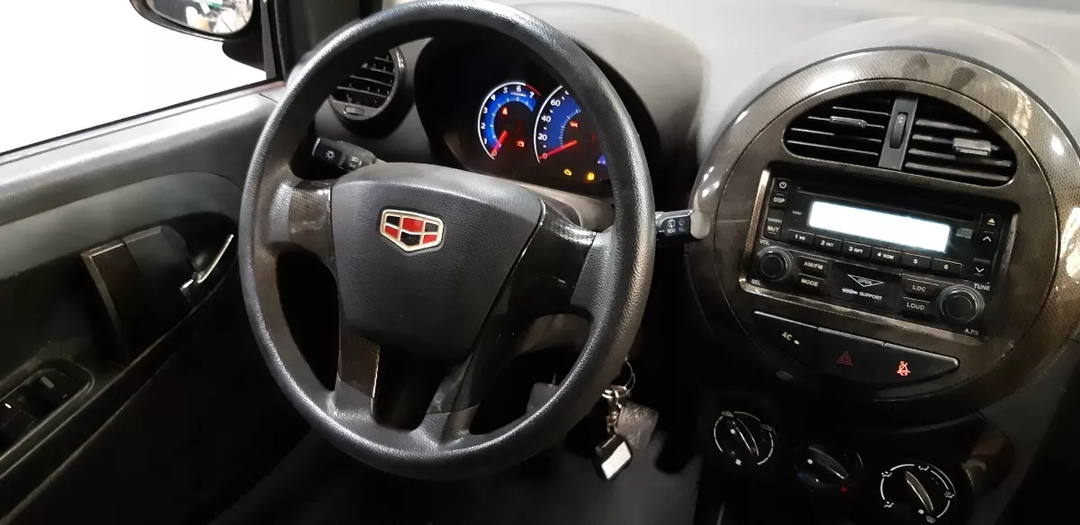 Moldura_Central_Geely_Gc2_2015_Eco_Pe_as_Vila_Ema_image3