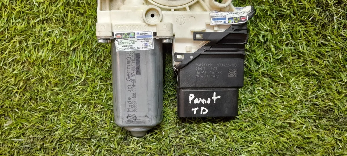 Motor_Da_Maquina_De_Vidro_Traseiro_Direito_Passat_2007_image2