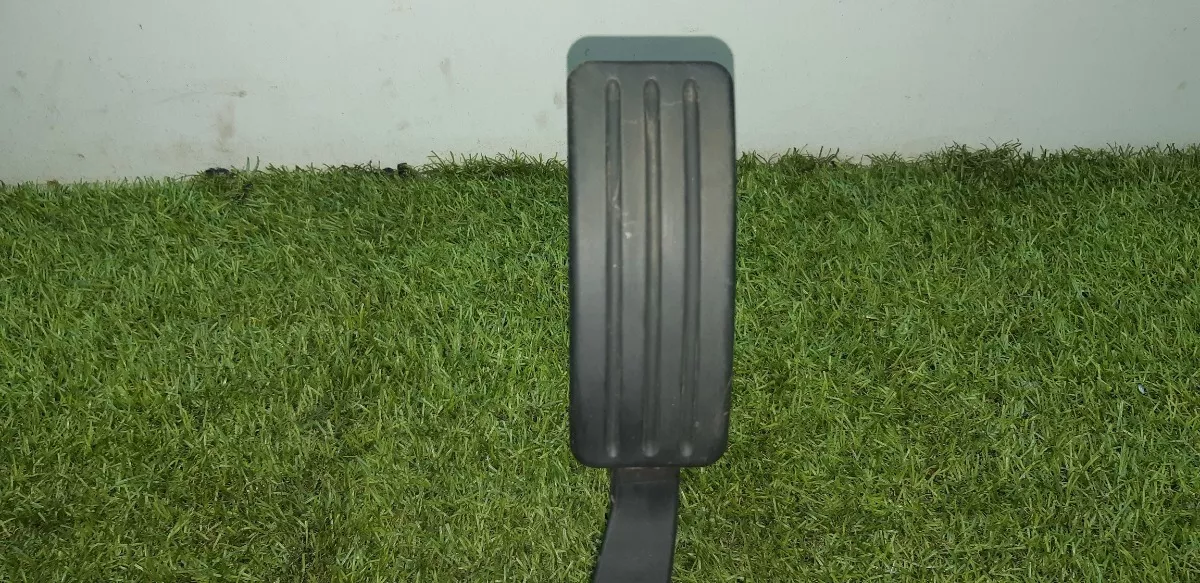 Pedal_Acelerador_Sandero_1_0_16v_2011_Eco_Pe_as_Vila_Ema_image3