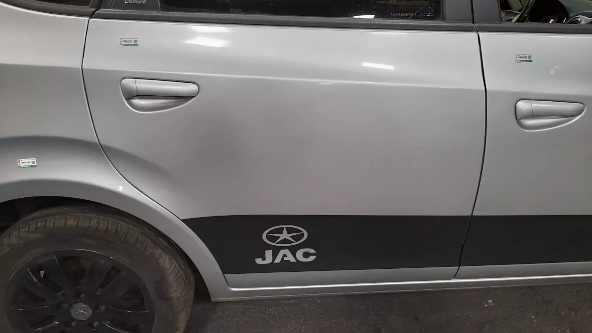 Porta_Traseira_Direita_Jac_J6_2012_Sem_Acess_rios_image3