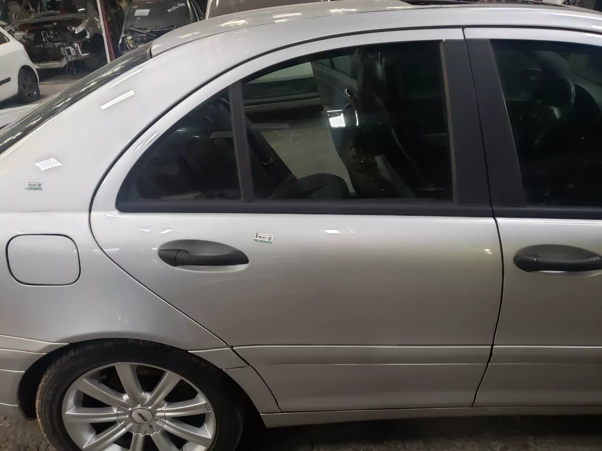 Porta_Traseira_Direita_Mercedes_C180_2002_Sem_Acess_rios_image2