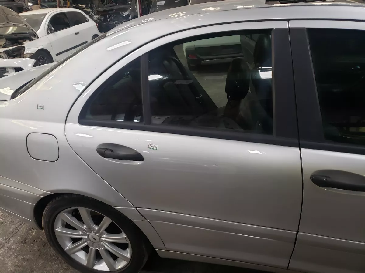 Porta_Traseira_Direita_Mercedes_C180_2002_Sem_Acess_rios_image3