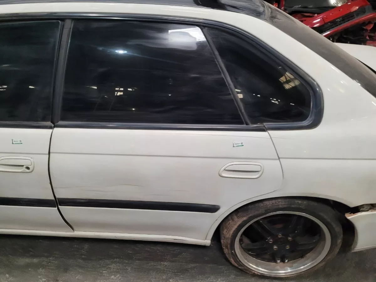 Porta_Traseira_Esquerda_Subaru_Legacy_1995_Sem_Acess_rios_image2