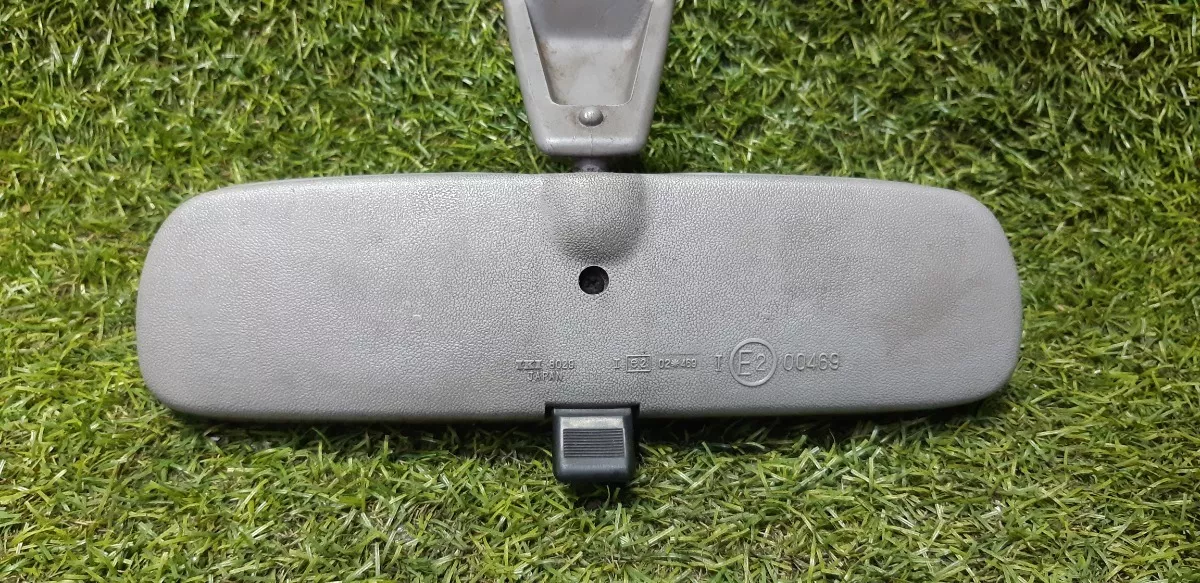 Retrovisor_Interno_Toyota_Rav4_1999_Eco_Pe_as_Vila_Ema_image3