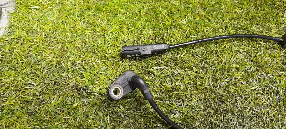 Sensor_Abs_Traseiro_Esquerdo_Renault_Kwid_2020_1_0_3cc_image2