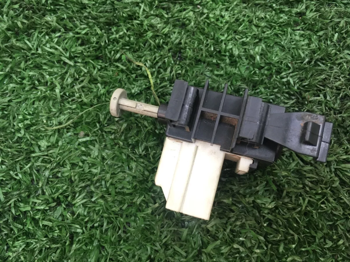 Sensor_Pedal_Da_Embreagem_Ford_New_Fiesta_2015_1_5_16v_image3