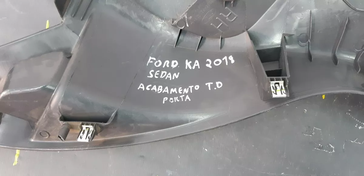 Soleira_Tras__Direita_Ford_Ka_Sedan_2018_Eco_P_s_Vl_Ema_image3