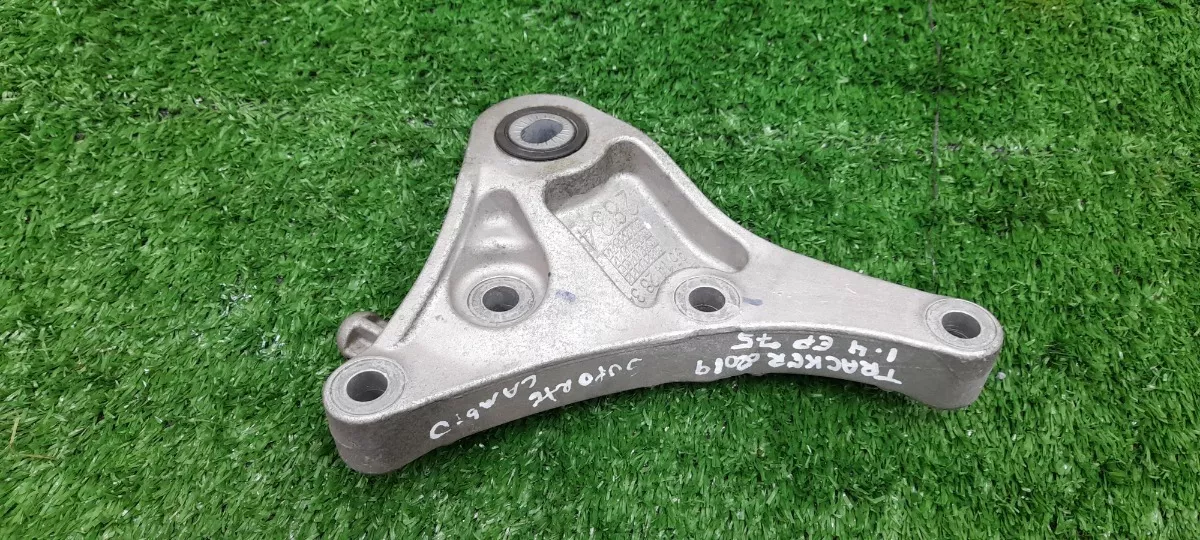 Suporte_Cambio_Automatico_Tracker_1_4_Turbo_2019_Eco_Pe_as_image2