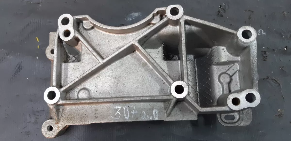 Suporte_Do_Compressor_307_2_0_16v_2006_image3