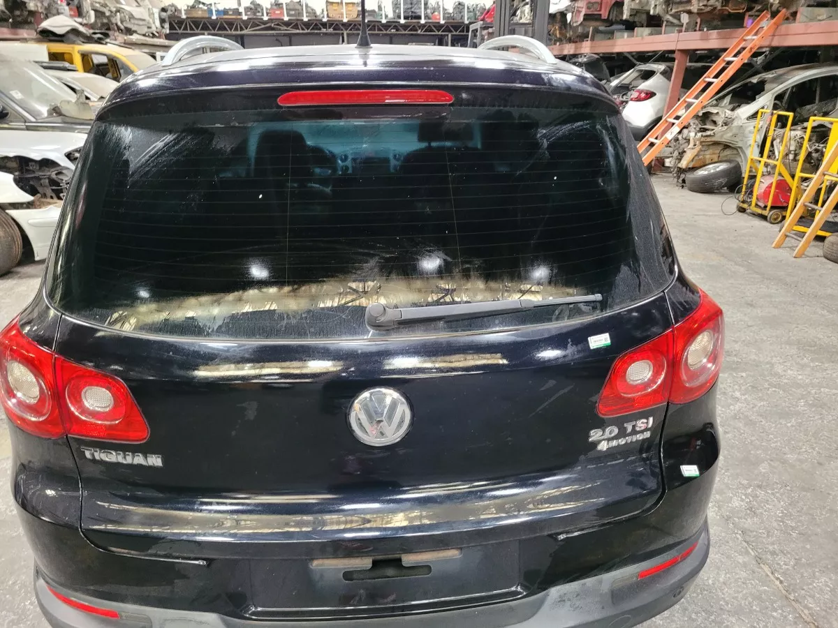 Tampa_Com_Vidro_Vw_Tiguan_2_0_Tsi_2011__sem_Acess_rios__image3