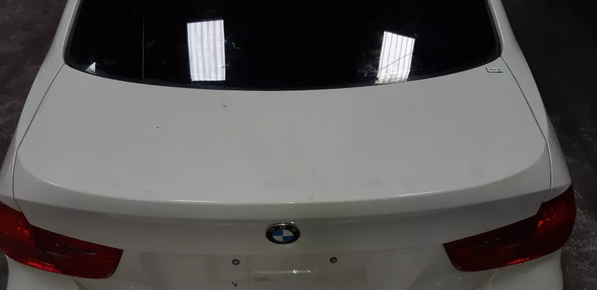 Tampa_Do_Porta_Malas_Bmw_320i_2012_S__Lataria_image3