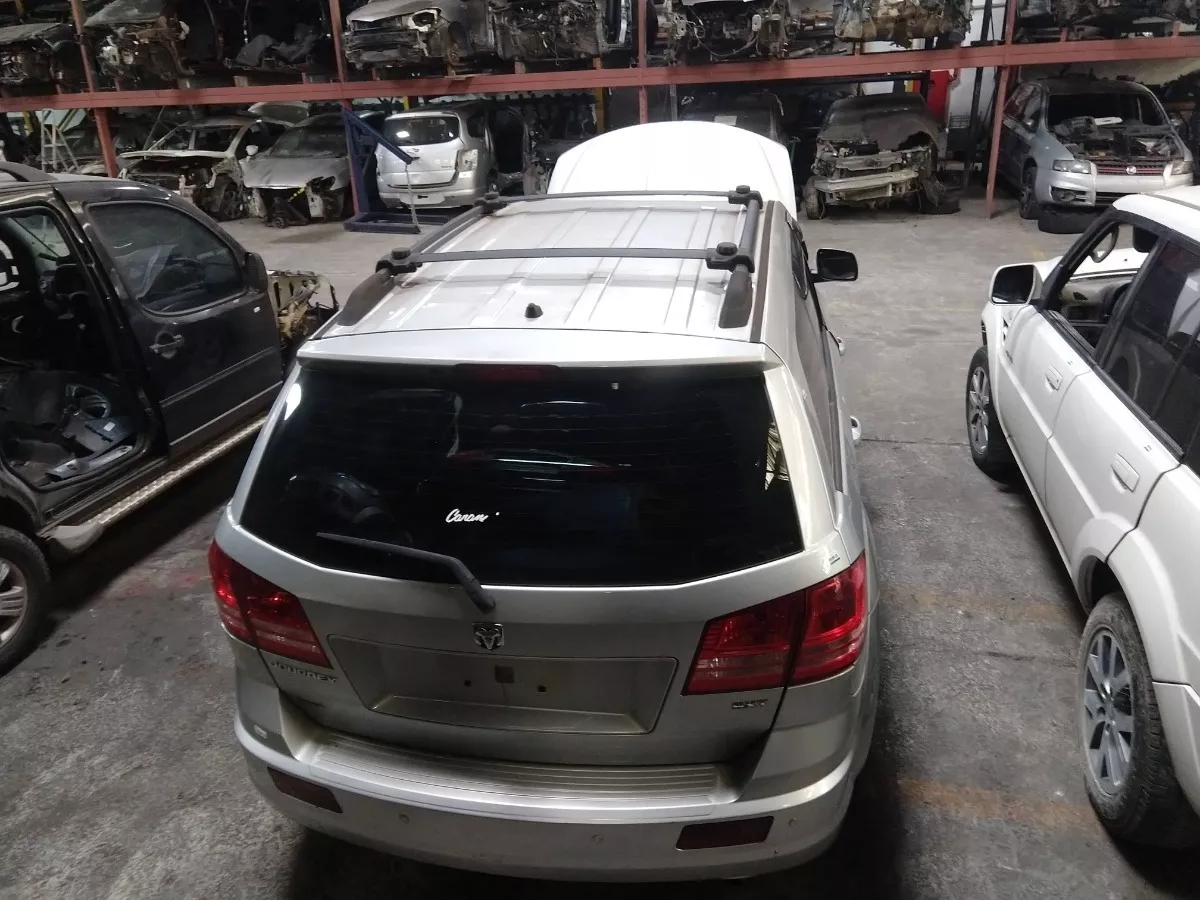 Teto_Dodge_Journey_Sxt_2009_Eco_Pe_as_Vila_Ema_image2
