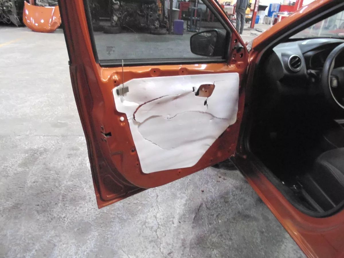 Trava_Eletrica_Renault_Kwid_2018_19_Eco_Pe_as_Vila_Ema_image2