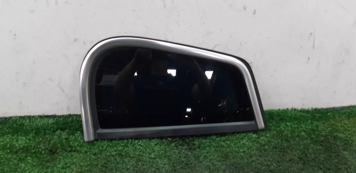 Vidro_Fixo_Traseiro_Direito_Volkswagen_Tiguan_2011_2_0_Aut_image2