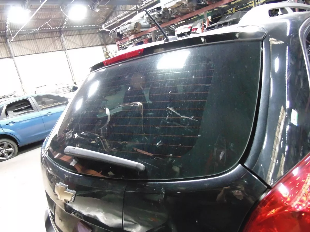 Vigia_Chevrolet_Captiva_2_4_2011_Eco_Pe_as_Vila_Ema_image3