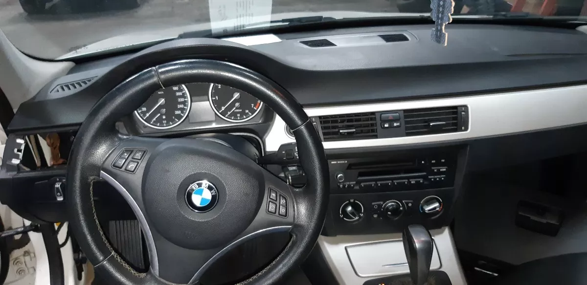Volante_Sem_Bolsa_Bmw_320i_2012_Eco_Pe_as_Vila_Ema_image2